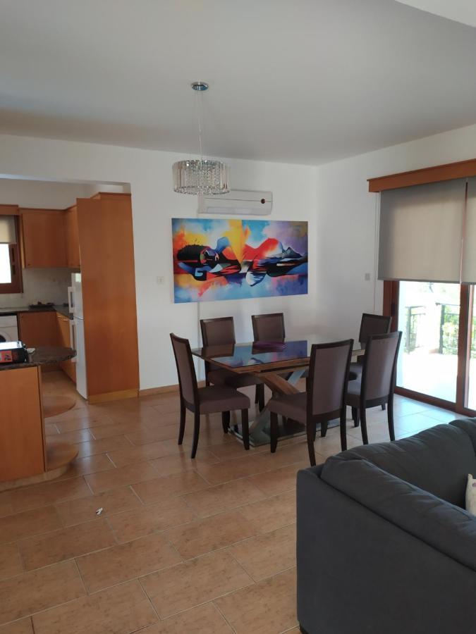 Marilia 1 Polis Exterior photo